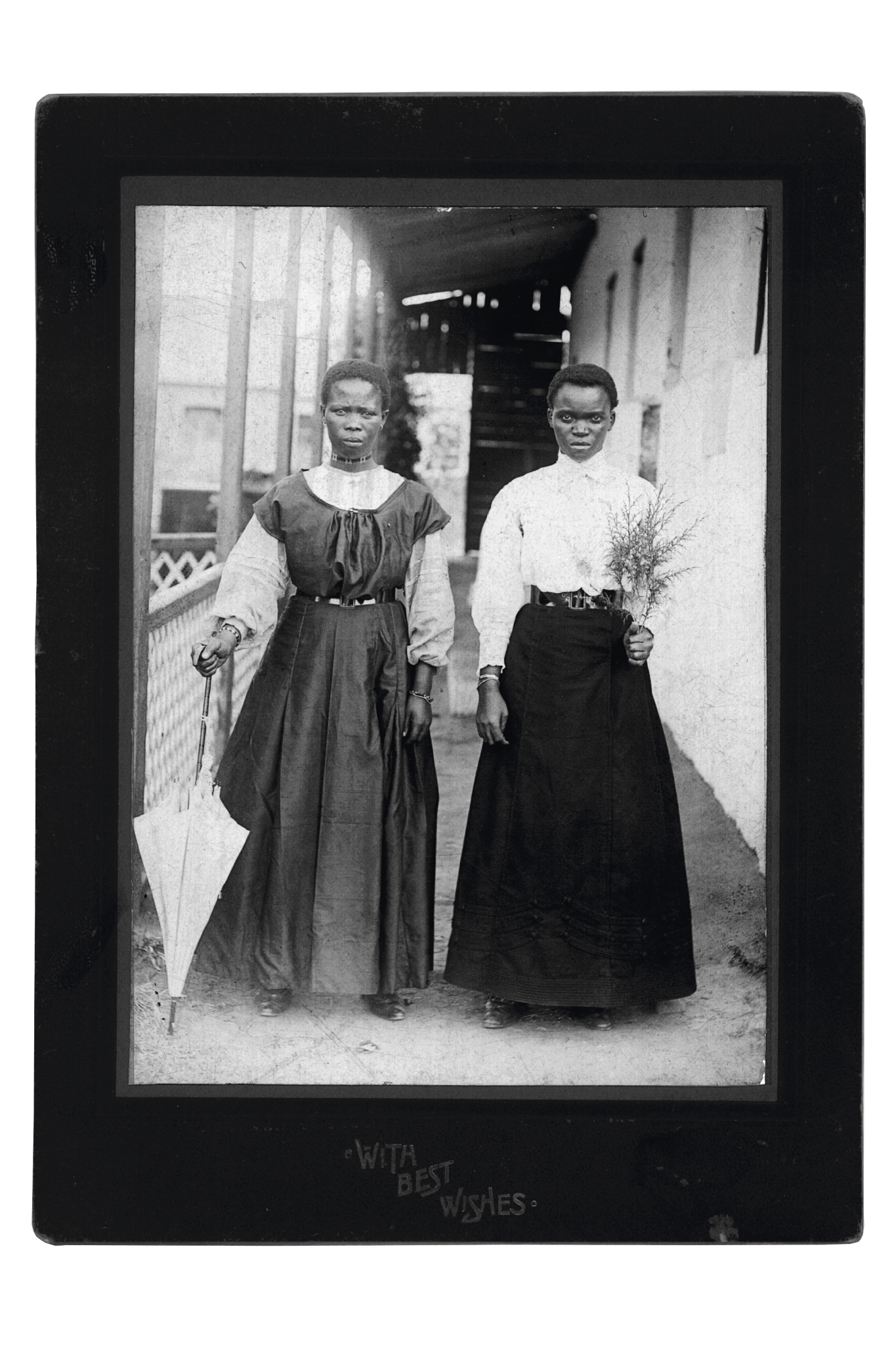 Archival photograph of 2 south african women