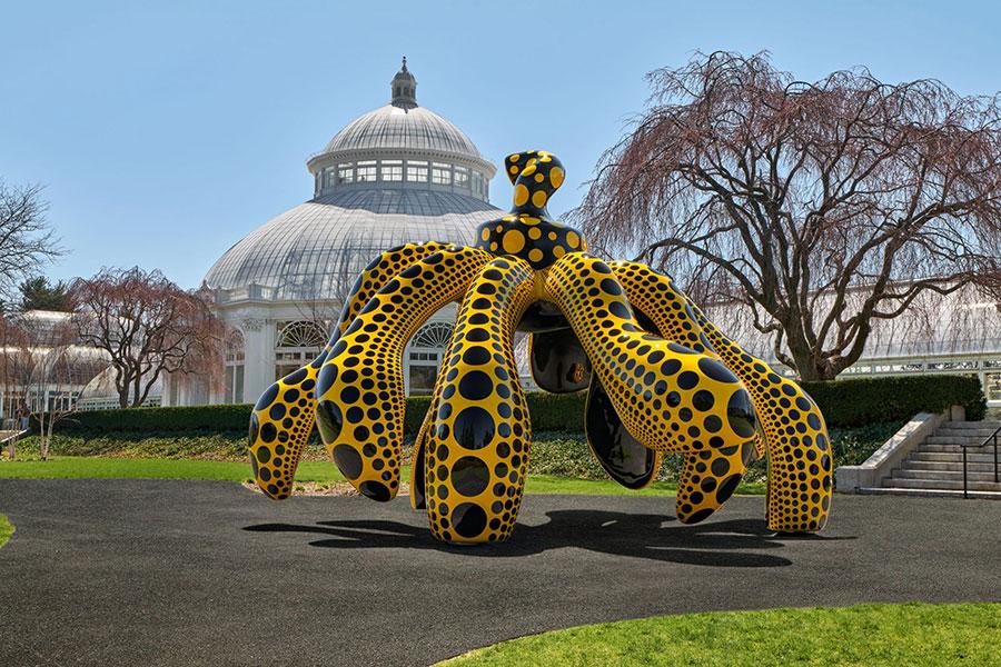 Yayoi Kusama, Dancing Pumpkin, 2020. Courtesy: the artist and the New York Botanical Garden