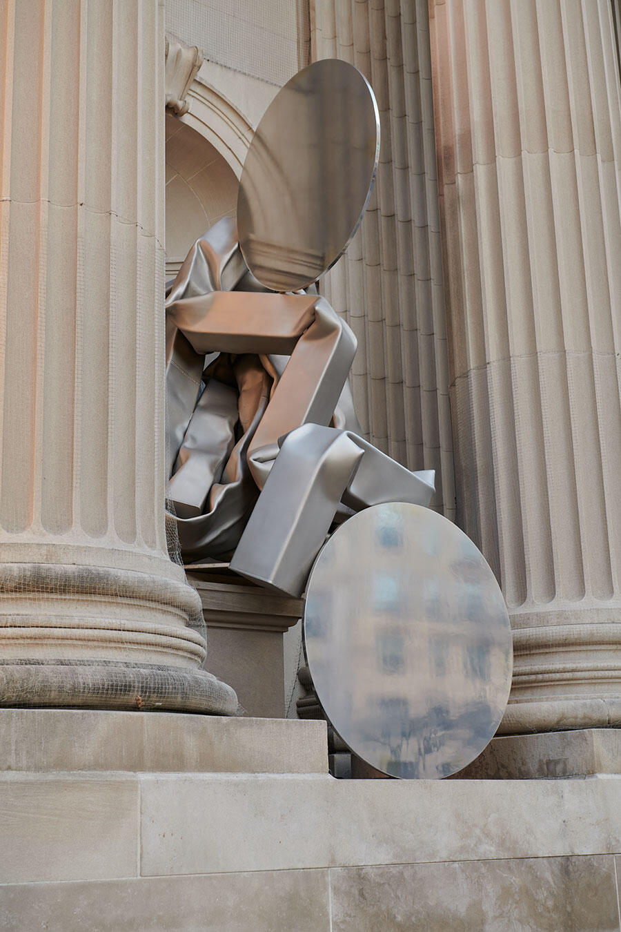 carol-bove-the-met-2021