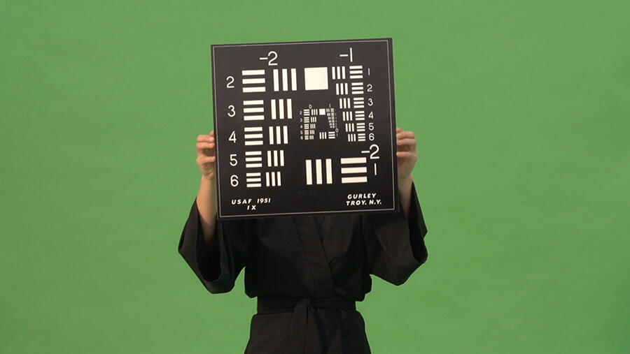 hito-steyerl-how-not-to-be-seen