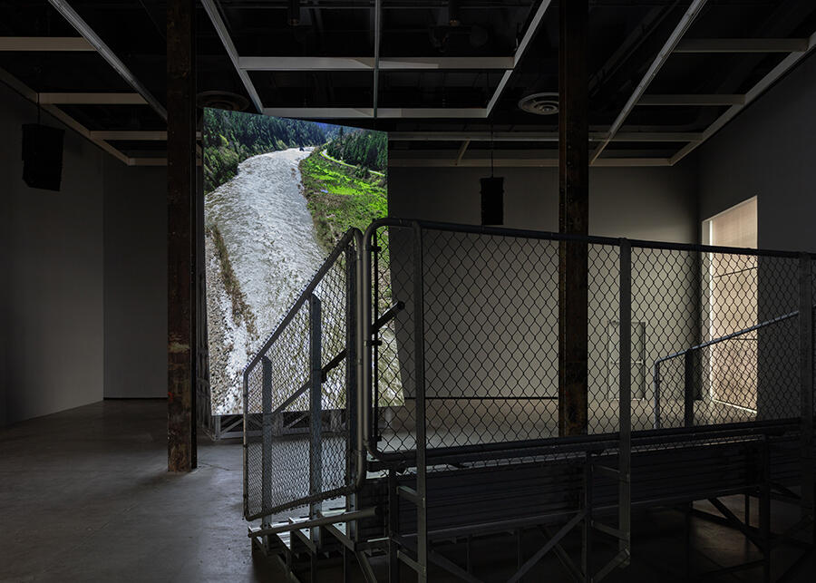 Lucy-Raven-Murderers-Bar-2025