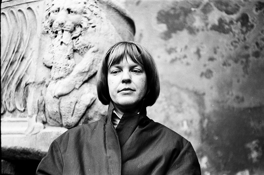 The Architecture of Fascism in Ingeborg Bachmann s Malina Frieze