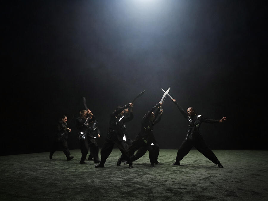 marina-abramovic-balkan-erotic-epic