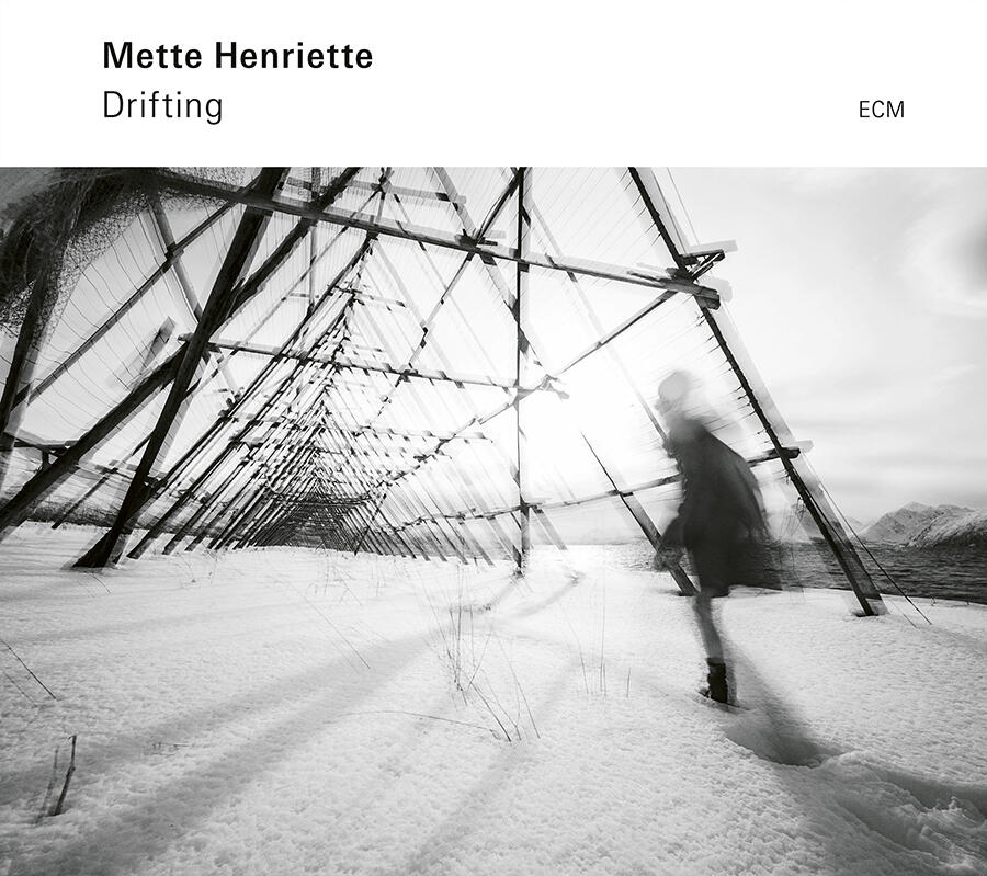 mette-henriette-drifting-2023-album-cover